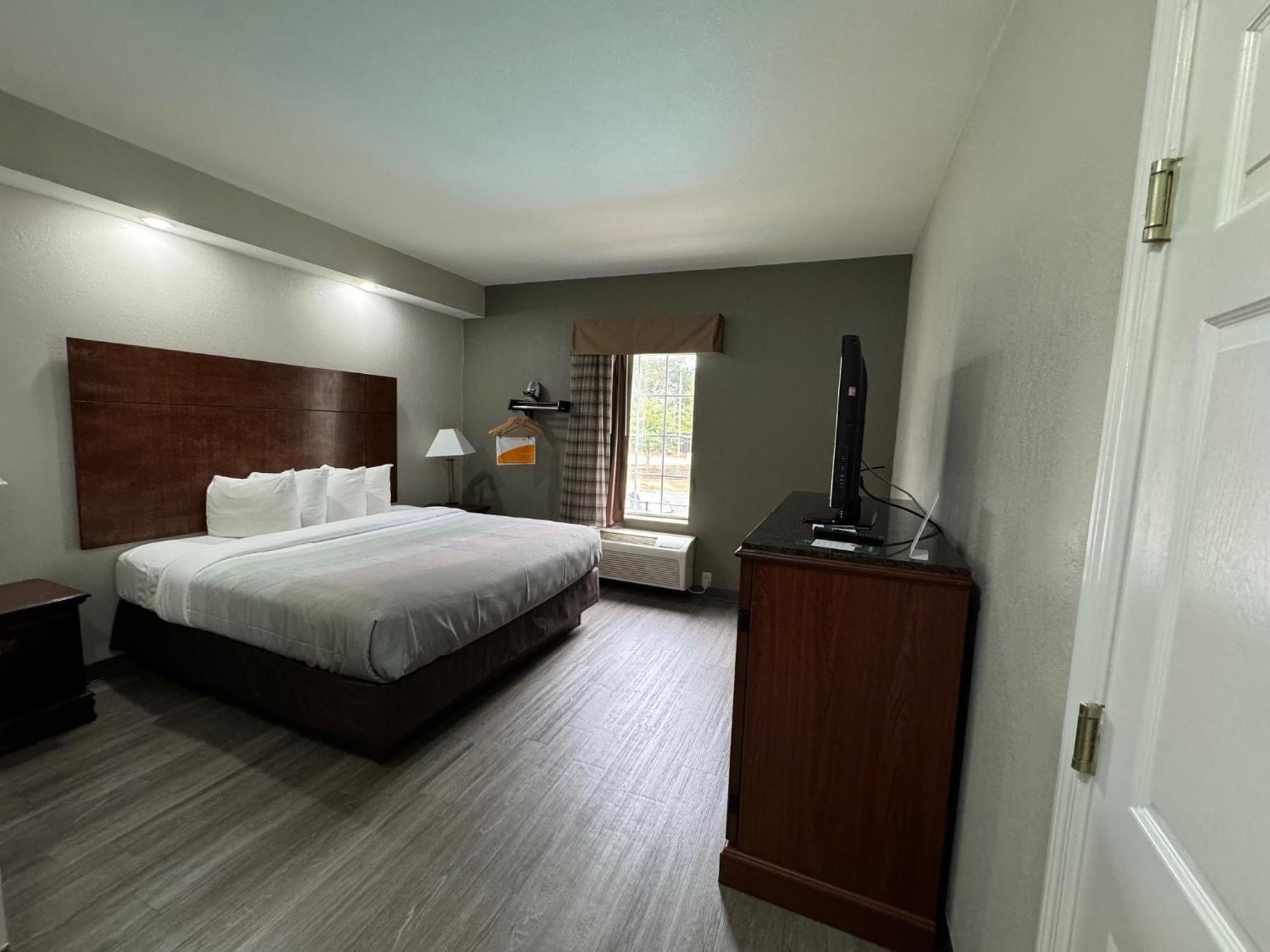 Quality Inn Newnan - Atlanta South Exterior photo
